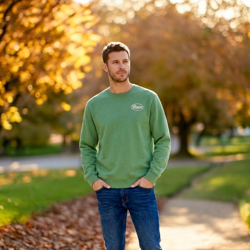 NWT RVCA Oliver Crewneck Sweatshirt Mens XL Green  Modern Back & Front Logo